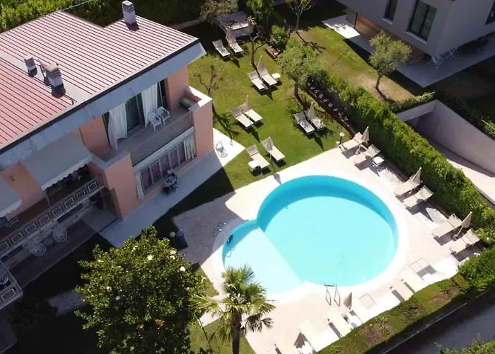 Hotel Eden