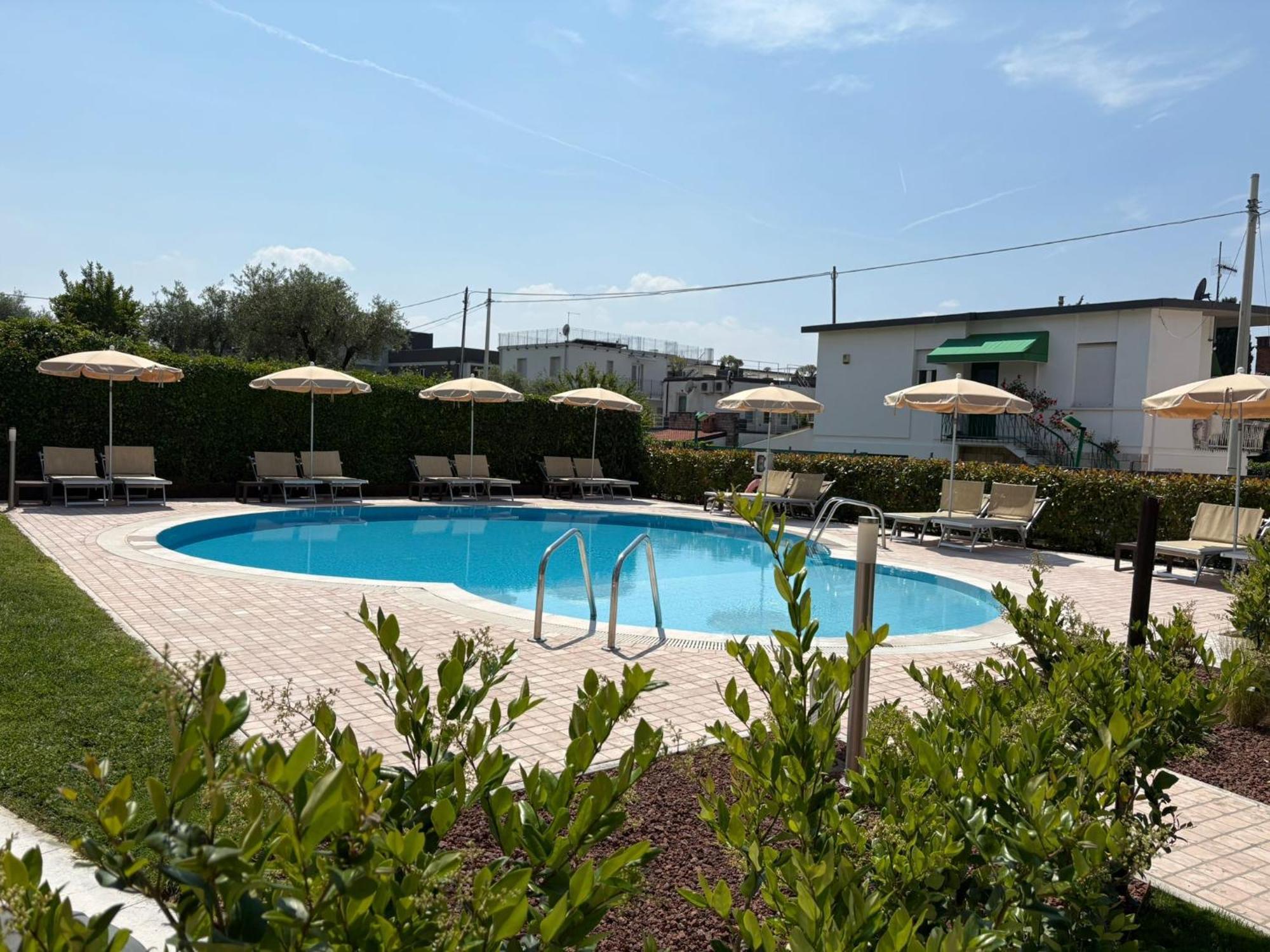 Hotel Eden 2*